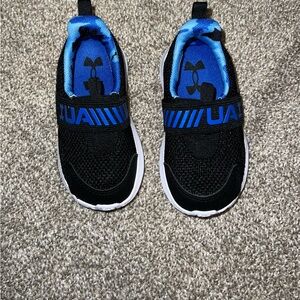 Under Armour 6K shoes